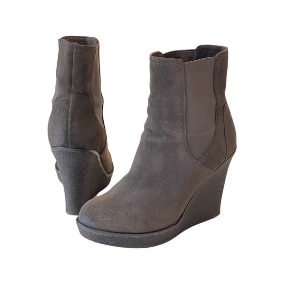 SPLENDID Suede Wedge Ankle Boots Size 7 - Picture 1 of 12
